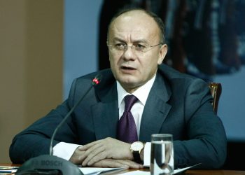 Ohanyan produces self-contradictory statements on the issue of political prisoners