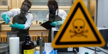 Ложь о биологическом оружии получает широкое распространение