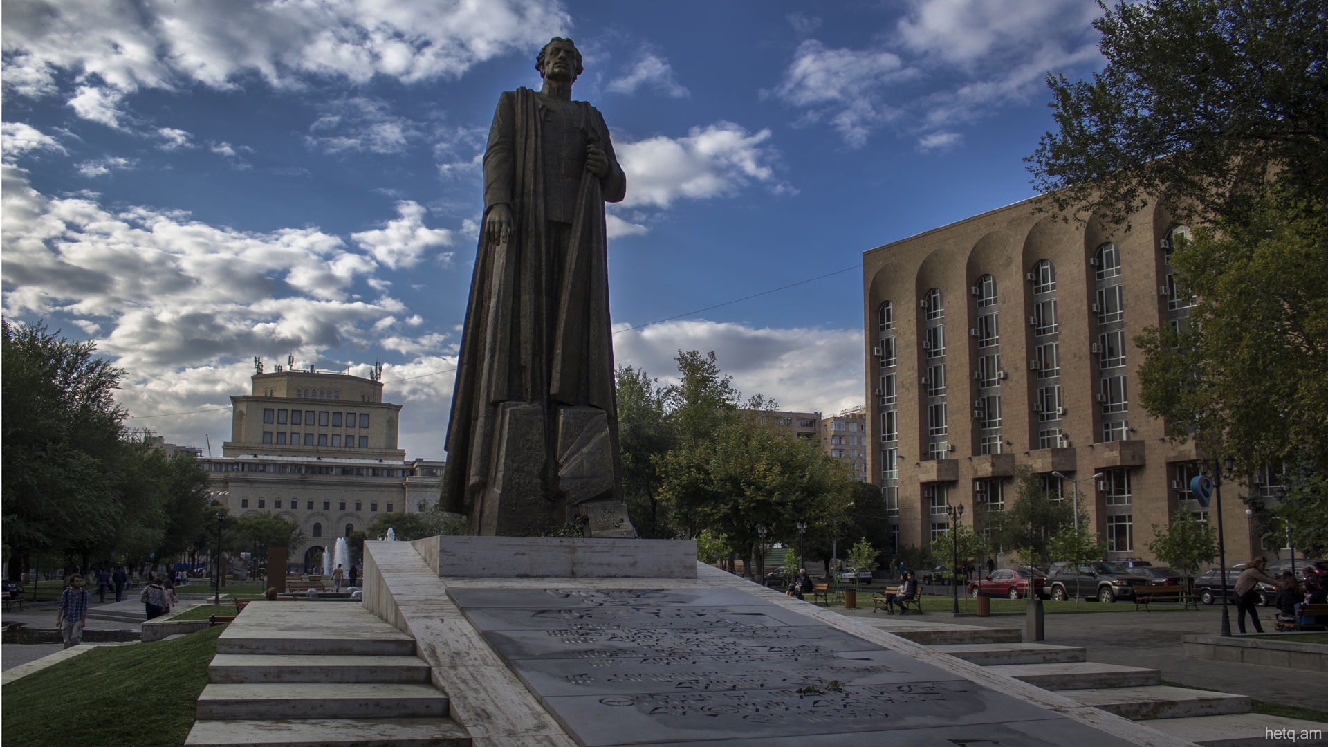 памятники в армении