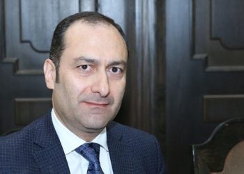 Զեյնալյանը օգտագործում է ծառայողական ավտոմեքենան անձնական նպատակներով