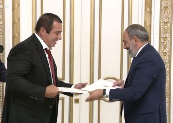 ԲՀԿ պատգամավորների դիրքորոշումները՝ հուշագրի ստորագրումից առաջ և հետո