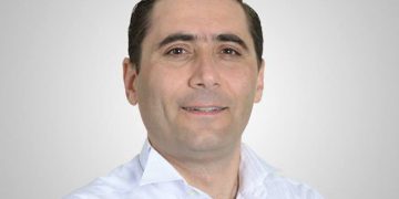 Фракции Совета старейшин получают по одному служебному автомобилю