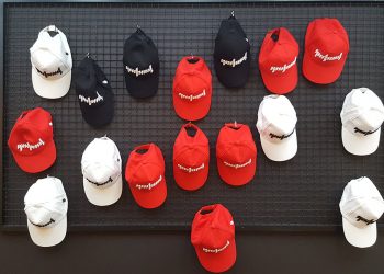 Զգուշացե՛ք, ֆեյք էջ է: Ինչպե՞ս են օգտագործվում հեղափոխության խորհրդանիշները