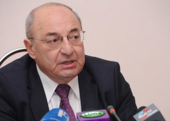 Возможно ли досрочное прекращение полномочий Вазгена Манукяна?