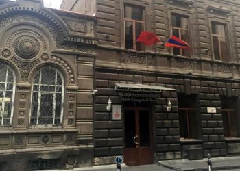 Դաշնակցությունը՝  Հոկտեմբերի 27-ին ու Մարտի 1-ին