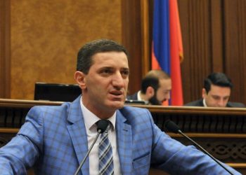 Քաղաքապետը պոլիկլինիկանների տնօրեններին չի ստիպում հրաժարական տալ. Գևորգ Պետրոսյանի հայտարարության հետքերով