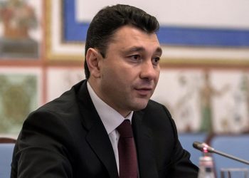 Էդուարդ Շարմազանովի կեղծ և մոլորեցնող պնդումները