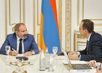 Նիկոլ Փաշինյանն ու Արսեն Թորոսյանը հակասում են միմյանց. կա՞ն Հայաստանում արագ թեստեր, թե՞ ոչ