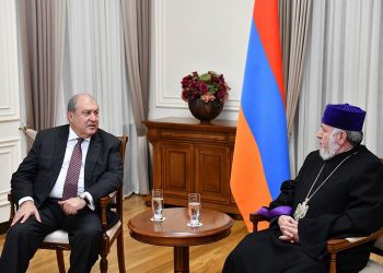 ԲՀԿ պատգամավորը սխալվում է․ կաթողիկոսն ու նախագահը դիմել են ժողովրդին ուղերձներով