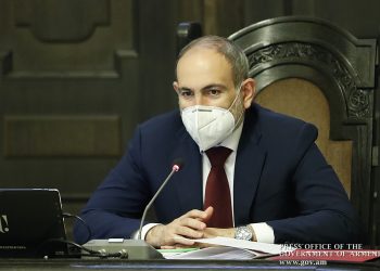 Վարչապետի «սուտը բռնած» «Հրապարակը» լուրերին չի հետևում