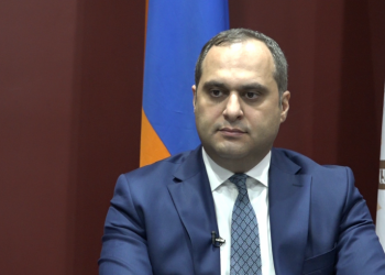 Արա Զոհրաբյանն ընդդեմ սեռական կրթության. ինչ մանիպուլյատիվ պնդումներ է անում Փաստաբանների պալատի նախագահը
