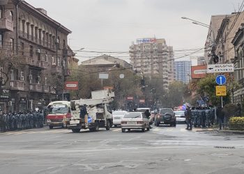 Արդյո՞ք կաթվածահար էր Երևանը․ անհնազանդության ակցիաների հետքերով