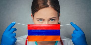 Три волны коронавируса и Армения: короткий очерк