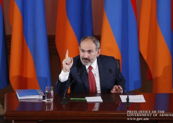 Ասուլիսների ու լայվերի նոստալգիան․ ինչպես Նիկոլ Փաշինյանը հեռացավ մամուլից ու հանրությունից