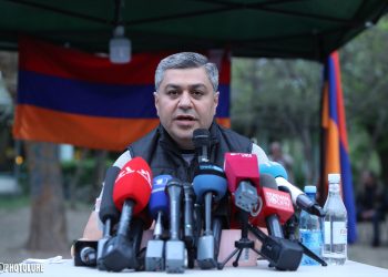 «Ոտքս գետնին խփեմ, 200 հազար մարդ հավաքեմ». սունկ-կայքերի տարածած ու «Ազատության» լրագրողի գործածած մեջբերումը հավաստի չէ