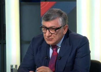 Միջին աշխատավարձը ֏243,000 չէ․ Սուքիասյանի մանիպուլյացիաները Հանրայինի եթերում