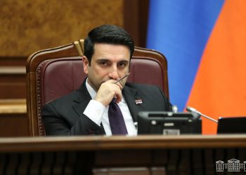 ԱԺ նախագահը չի որոշում, թե ով որքան խոսի. Սիմոնյանը սխալվում է