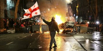 Ինչպես է լուսաբանել Թբիլիսիի ցույցերը արևմտամետ և ռուսամետ ընկալվող մեդիան