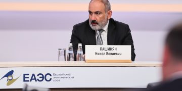 Что привлекает русских в Армении? Пашинян манипулирует