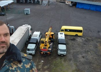 Как министр внутренних дел Арцаха присвоил около 20 служебных автомобилей