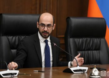 Freedom House-ի զեկույցն ու իշխանության փոփոխական կարծիքը դրա մասին