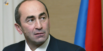 Քոչարյանի պնդումը, թե իր իշխանության տարիներին ոչ մի սփյուռքահայ Հայաստանում խնդիր չի ունեցել, արխիվային նյութերով չի հաստատվում
